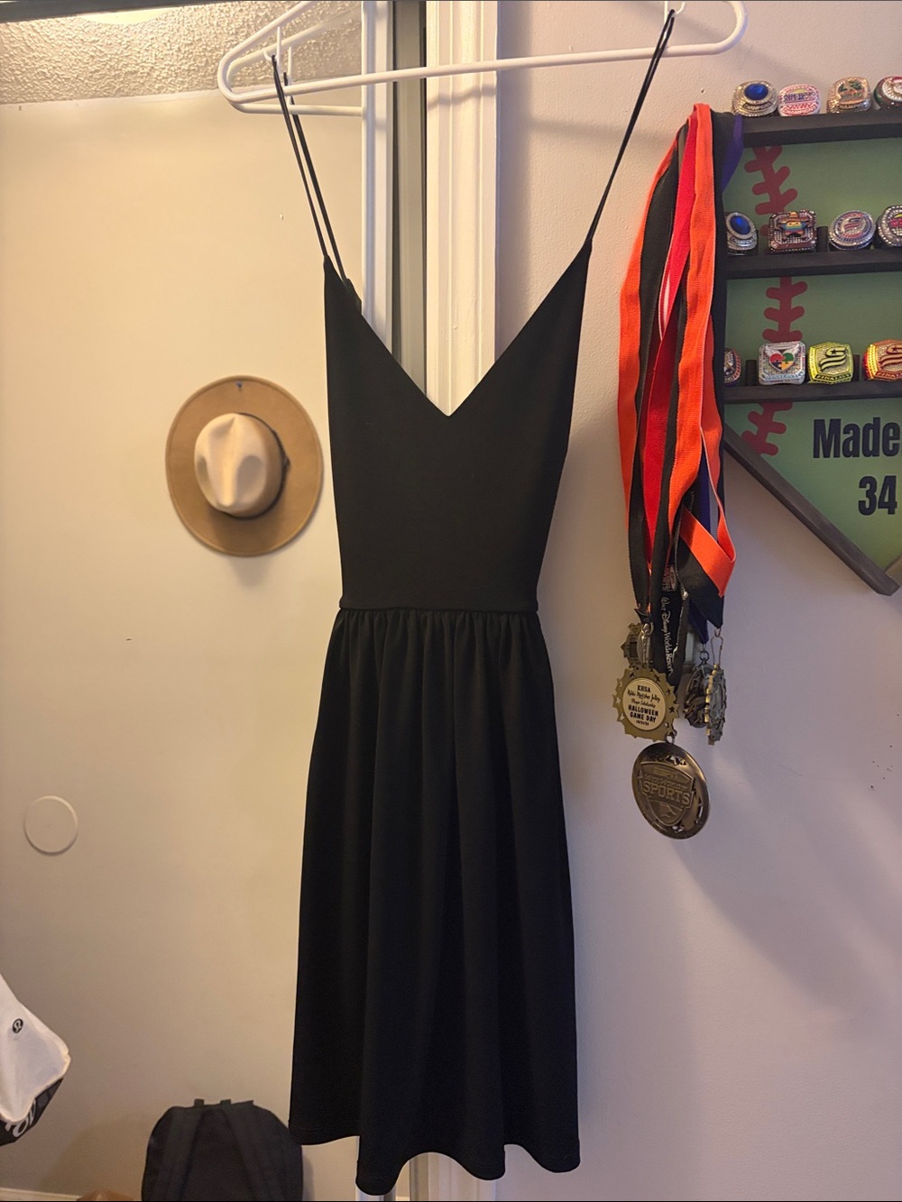 Forever 21 Black V-Neck Spaghetti-Strap Midi Dress
